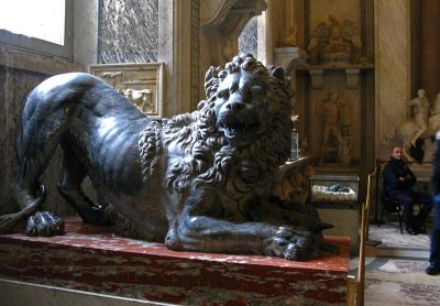 In the Sala degli Animali, bronze lion .. R9484