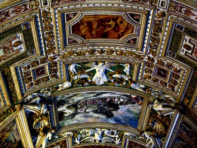 Galleria delle Carte Geografiche (Map Room), ceiling detail .. R9520