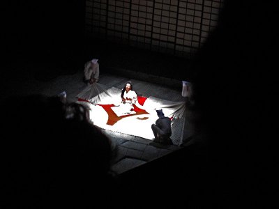 Madama Butterfly, final scene ..1262