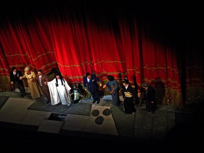 Final curtain, cast of Madama Butterfly .. 1278