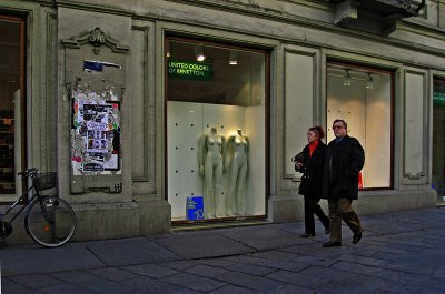 Via Garibaldi, United Colors of  Benetton .. 1915