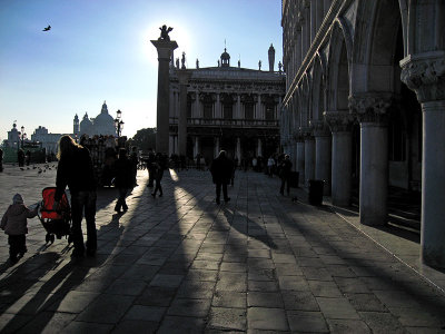 Evening shadows on the Riva degli Schiavoni .. 3116