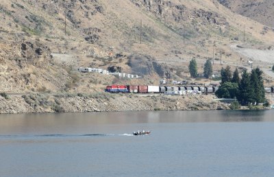 Columbia River Railroad on there way to Wenatchee