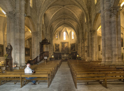 Saint-Gilles abdijkerk interieur met Carry