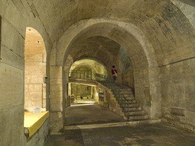 Saint-Gilles Abdijkerk interieur in de kelder