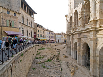 Arles: langs de arena