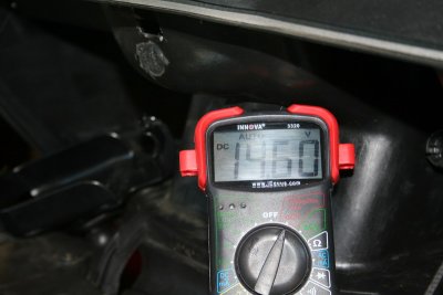 Voltage 4500 rpm.JPG