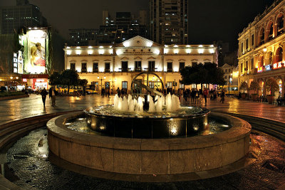 Senado Square Fountain