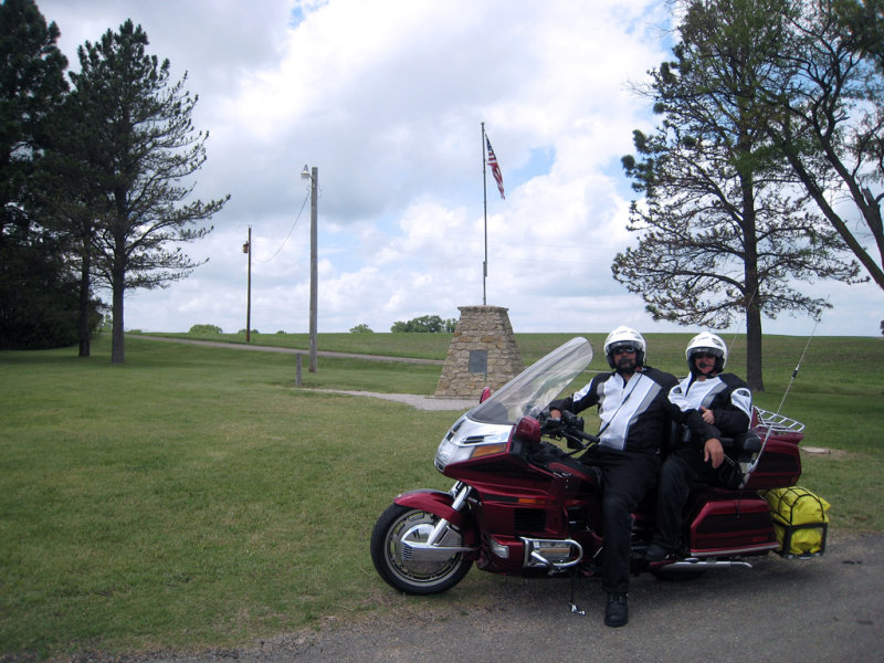 Steve & Melanie at Center Of Lower 48 States