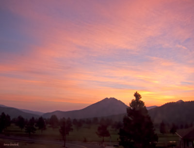 Estes Park haze from wildfires in northwestern US