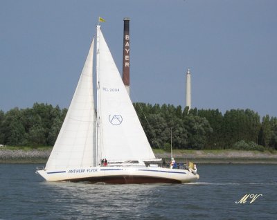 g1/32/617832/3/106679778.MulVpx1a.jpg