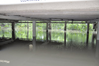 april-2009 flood DSC1004.jpg
