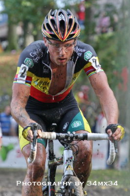 64 Sven Nys