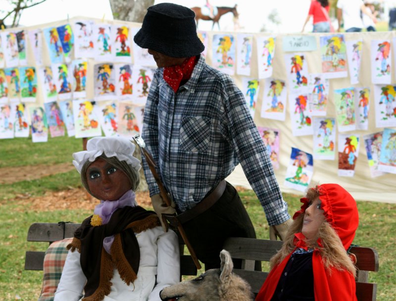 scarecrow_fly.jpg