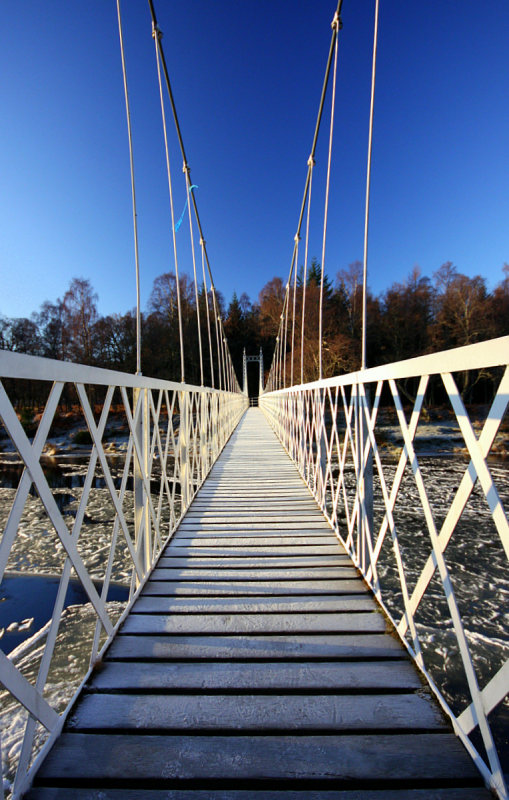 Cambus OMay  Suspension Bridge - from the top