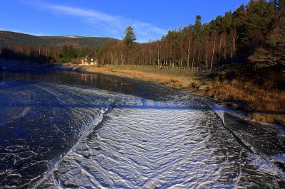 Advancing Ice on the  River Dee