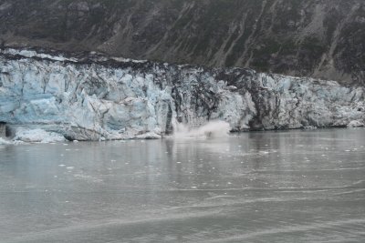 glacier calving 7.JPG