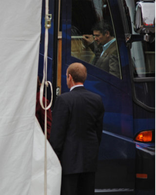 Todd Palin getting off campaign bus