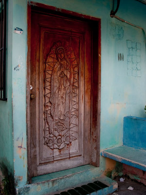 109-carved-front-door.jpg