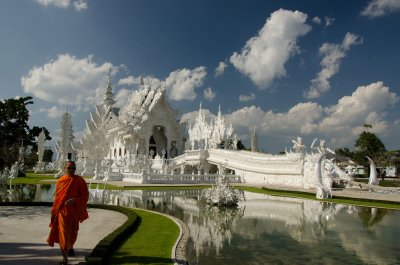 Wat Rong Khun, The White Wat