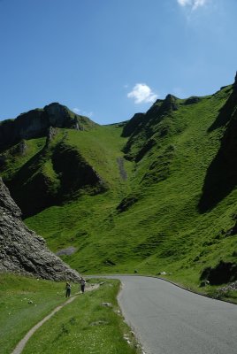 Winnats Pass, Castleton