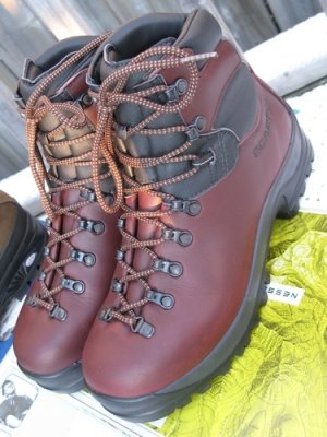 Backpacking_Boots_20081119_IMG_1789.JPG