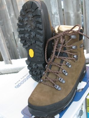 Backpacking_Boots_20081119_IMG_1797.JPG