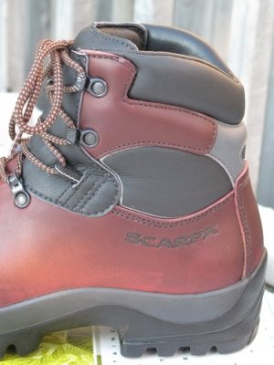 Backpacking_Boots_20081119_IMG_1803.JPG