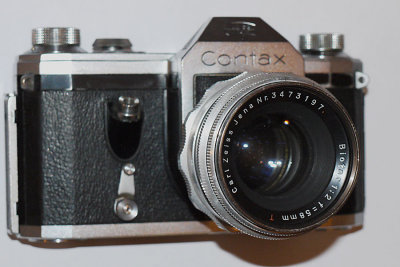 Contax and Biotar lens.jpg