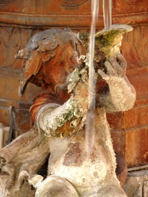 Fountain - Cannes