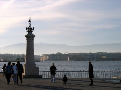 Lakefront walk in Geneva