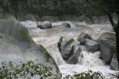 Peru09_718_Urubamba-River.jpg