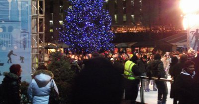 Bryant Park 12-17-10 06.jpg