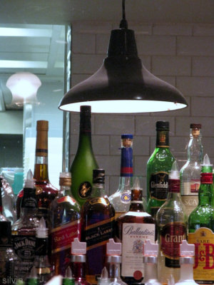 lamparas y botellas