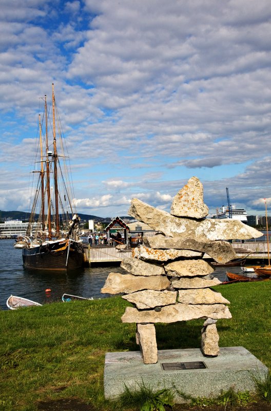 Oslo Harbour Monument + Ship