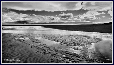 Ireland - Co.Sligo - Knocknarea from Lissadell Beach 