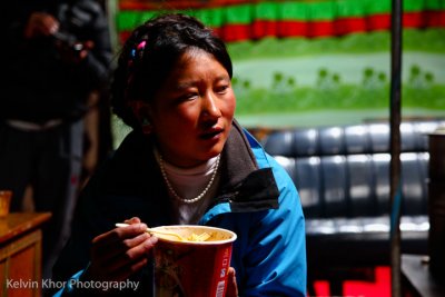 Tibetan lady (Mt. Everest's base camp)