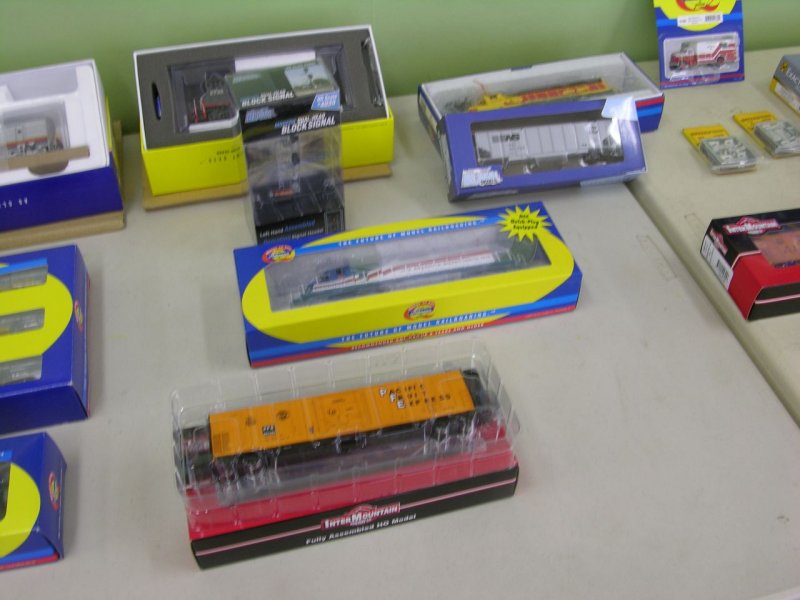 More incredible Raffle Prizes