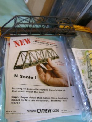NEW from Central Valley - N Scale Truss bridge