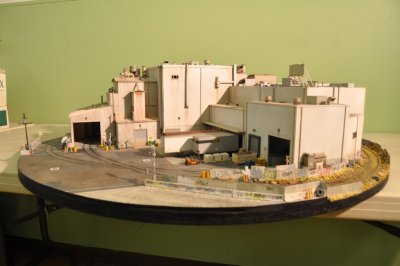 Greg Malinowski's ultra-detailed 36 diameter Bay Freight Layout/diorama/world/module!