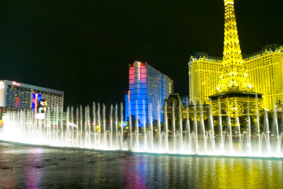 SDIM6214_edited-1.jpg ISO200 F5.6 Bellagio fountains with our Ballys hotel & neighboring Paris
