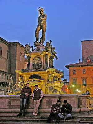 Fountain of Neptune, Piazza Maggiore