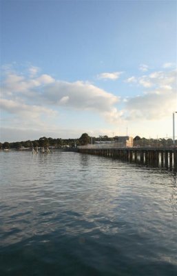 10-07-05-0100 (Large).jpg