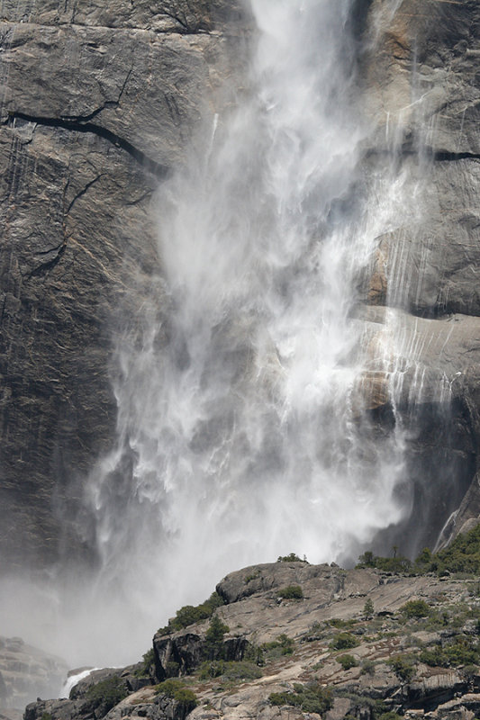 Waterfall-closeup.jpg