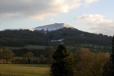 Herefordshire beacon with the more usual icing effect of rapidly passing snow