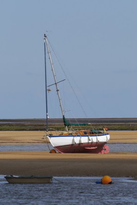 boat on the bar, Wells