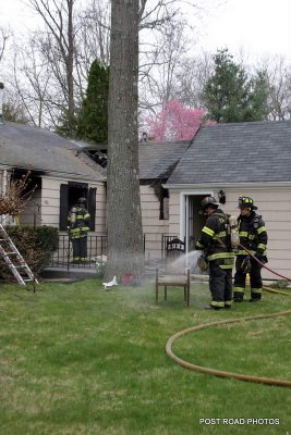 20090420_fairfield_CT_house_fire_466_davis_rd_pic-07.JPG