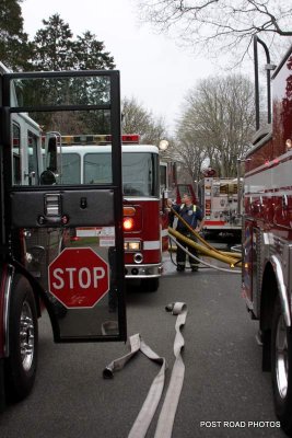 20090420_fairfield_CT_house_fire_466_davis_rd_pic-12.JPG