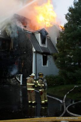 2009_house_fire_marblehead_massachusetts_captains_walk_pic-08.jpg