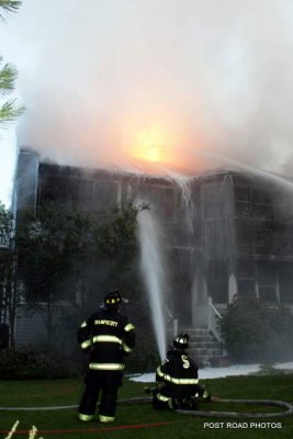 2009_house_fire_marblehead_massachusetts_captains_walk_pic-35.jpg